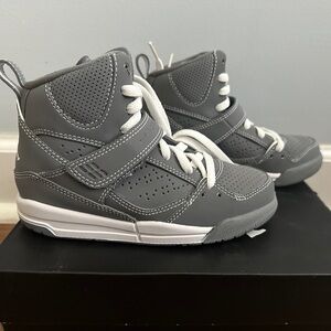 Jordan Flight 45 High Top (Kids)
